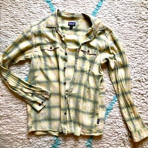 Patagonia Long-Sleeve Organic Cotton Button Down